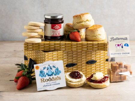 Cream Tea Sweet Treats Hamper for 4 Cheap