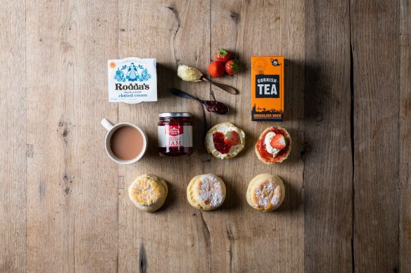 The Ultimate Cream Tea Hamper Fashion